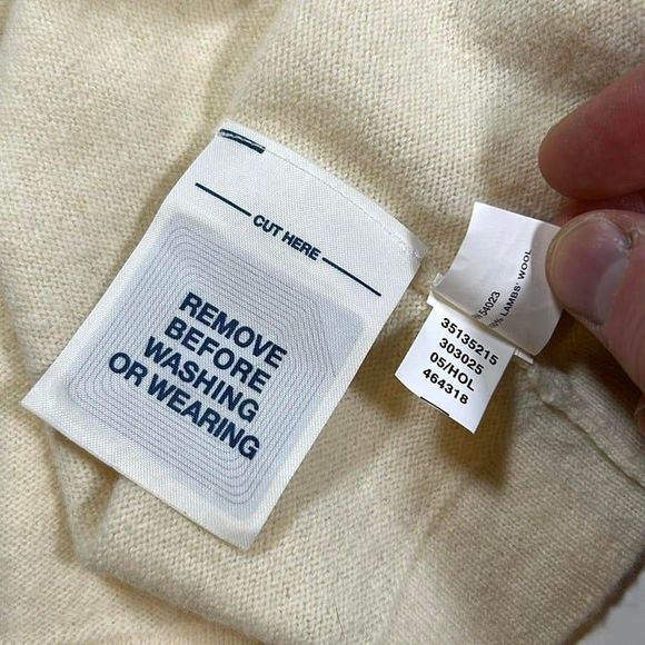 NWT Gap Lambs Wool Crew Neck Sweater Women's Large - Picture 6 of 8